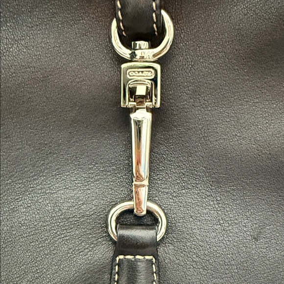 Coach Hamilton Y2K Clip Bag Elegant Black Leather 2001 - Picture 2 of 14